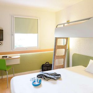 Standard Double Room Mobility Access
